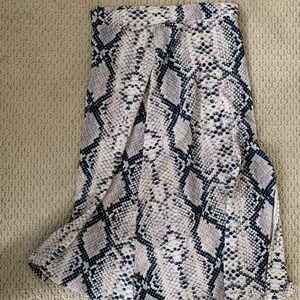 PrettyLittleThing Midi Snakeskin Printed Skirt